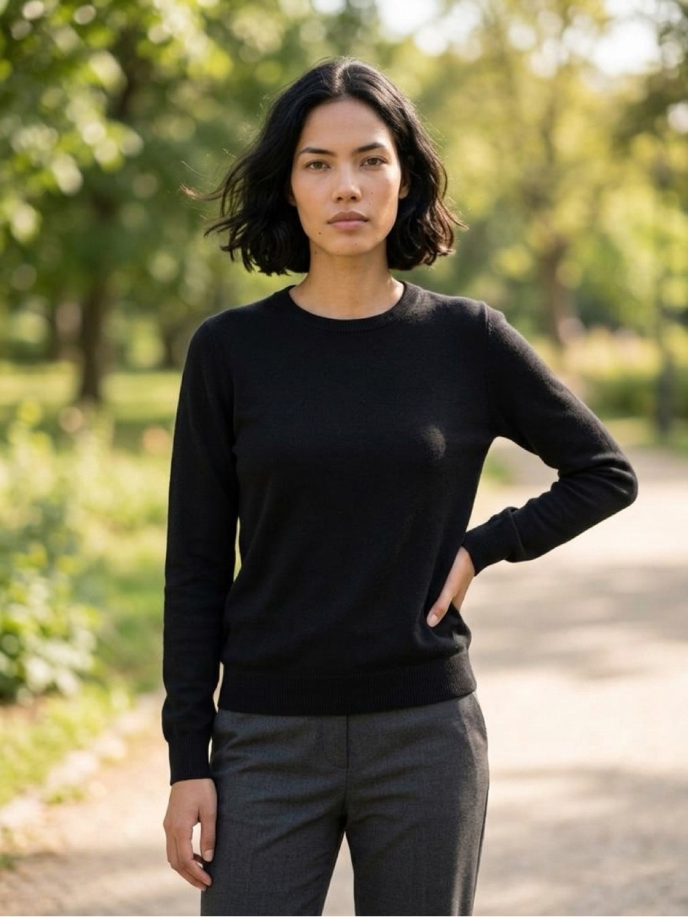 Katherine Barclay Black 100% Extra Fine Merino Wool Crewneck Sweater - Size L